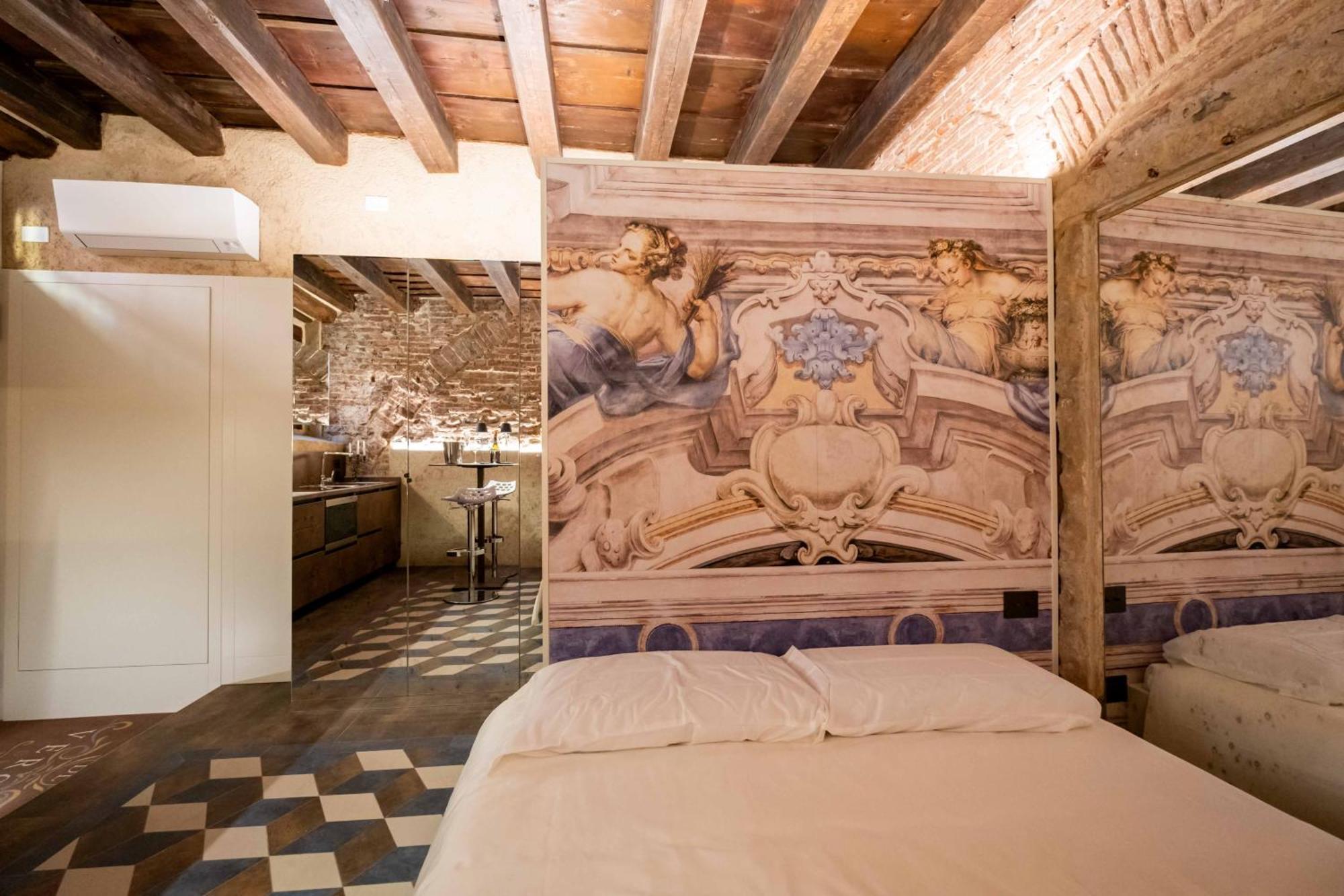 Verona Deluxe Boutique Room Bagian luar foto